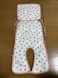 petit main ひんやりベビーカーシート　いちご柄（保冷剤付き）