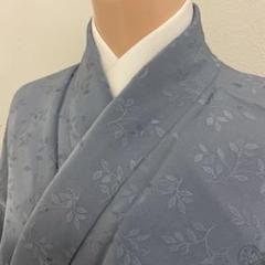 【着】19819o 色無地　一つ紋　枝葉地紋　しつけ付き　正絹　リサイクル　着物のサムネイル
