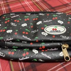 再出品。訳ありチェリーデザインポーチ