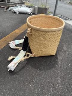 背負いカゴ