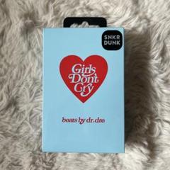 Girls Don't Cry Beats ワイヤレスイヤホン Beats x Girls Don't Cry Flex Earbuds - US