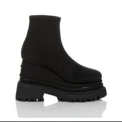 YELLO TOKYO BLACK WEDGE HEEL SHORT BOOTS