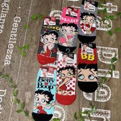 お値下げ♡超美品♡BETOUPE CHESSWOOLフーディー 6点までメール便280円対応】ベティーちゃん アンクル ソックス