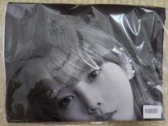のぎBOX A/W与田祐希 フォトTシャツ＆モバカ（乃木坂46 OFFICIAL