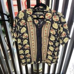 SUN SURF アロハシャツ 半袖 黒・赤・クリーム