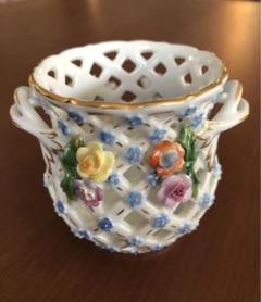 Dresden ドレスデン フラワーブーケ　ボンボニエール 陶花 蓋付小物入れ ☆お値下げDresdenドレスデン レースカット フラワーポット陶器