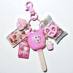 じゃらじゃらキーホルダー　くまアイス　いちご　ピンク　アメリカンスイーツ