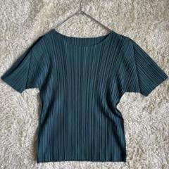 PLEATS PLEASE ISSEY MIYAKE（Tシャツ(半袖/袖なし)）のフリマ