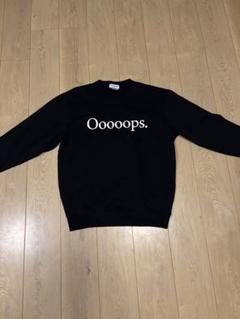 Oooops.プリント黒トレーナー