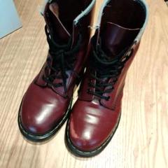 Dr. Martens バーガンディ ハイカットブーツ
