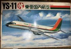 YS-11 型機 AIRPLANE 東亜国内航空 1/72 SCALE YS-11 型機 AIRPLANE 東亜国内航空 1/72 SCALE - メルカリ