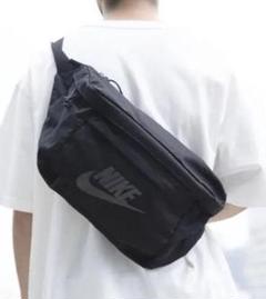NIKE ヒップパック テック ボディーバッグ ナイキ 黒 ブラック