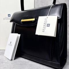 ✨極美品✨ ジバンシー ハンドバッグ フォーマルバッグ ロゴ刻印