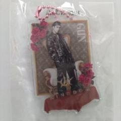 岩田剛典　クリアチャーム   セット　シークレット Amazon.co.jp: 岩田剛典 クリアチャーム Yes we are 白衣装 ver