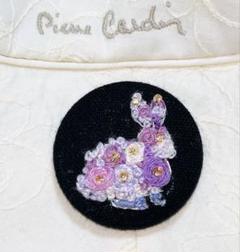立体フランス刺繍　パープル色の薔薇　うさぎ型　ブローチorヘアゴム　直径38㎜