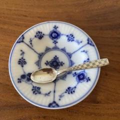ロイヤルコペンハーゲン ロイヤル コペンハーゲン 豆皿 コレクション 1客 ☆値下げ ロイヤルコペンハーゲン豆皿と銀スプーンのセット