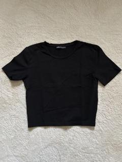 ZARA ブラック クロップドTシャツ 半袖　美品のサムネイル