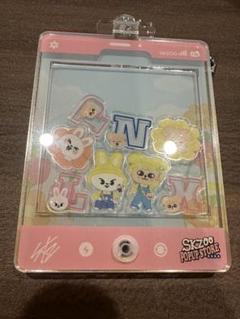 SKZOO カスタム　アクリルキーホルダー【B】＋ポガリ　ジニレット　花 スキズ SKZOO ワークショップ ポップアップ キーホルダー