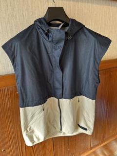 値下げ祭　Under Armour レディース ベスト ネイビー/ホワイト　XL