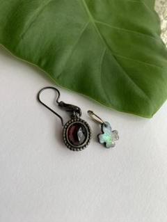 美品*Gem Kingdom 白蝶貝の葉っぱのピアス ジェムキングダム
