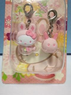 未使用　激レア和柄うさぎキティ ちりめん　ペアファスナーマスコット　2006年