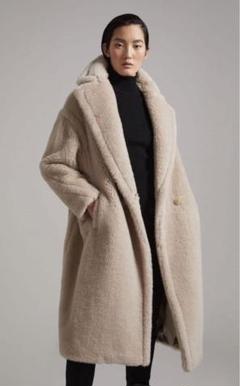 MAX MARA ホワイトラベル　リアルファーロングコート MAX MARA ホワイトラベルリアルファーロングコート