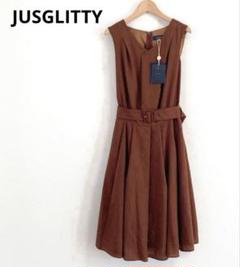【新品タグ付】ジャスグリッティー＊ベルト付 Vネックノースリーブワンピース 春夏 新品タグ付】ジャスグリッティー＊ベルト付 Vネックノースリーブ