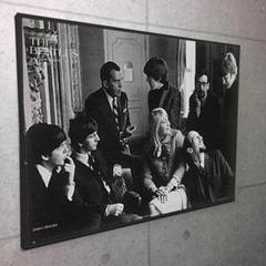特別額装品/ポスター/ザ・ビートルズ ヒルトンホテル 特別額装品/ポスター/ザ・ビートルズ ヒルトンホテル - メルカリ