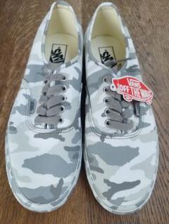 Vans Off the Wall カモフラージュスニーカーのサムネイル