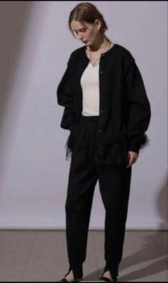 カデュネ CADUNE パフスリーブ　カットソー　Tシャツ黒　ブラック川上桃子 2025年最新】カデュネ川上桃子の人気アイテム - メルカリ