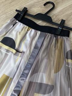 【新品】YAMADAYA Aga サイドプリーツ幾何学プリントスカートのサムネイル