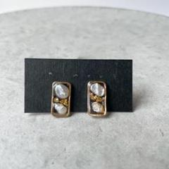 淡水パールと長方形樹脂ピアス・ピアス・イヤリング