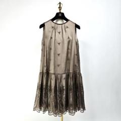 【新品同様】フォクシー シルク ワンピース 刺繍 オーガンジー ベージュ 38 新品同様】フォクシー シルク ワンピース 刺繍 オーガンジー