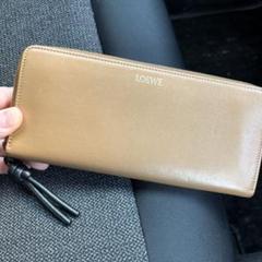 ロエベ　ナッパカーフスキンノットジップウォレット