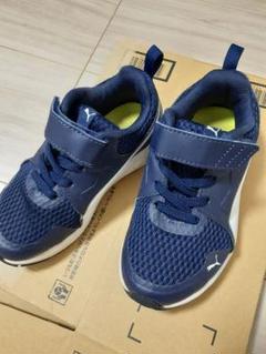 PUMA　 ネイビースニーカー