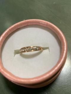 ピンクゴールドとダイアモンドのリング