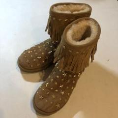 2025年最新】UGG ジミーチュウの人気アイテム - メルカリ