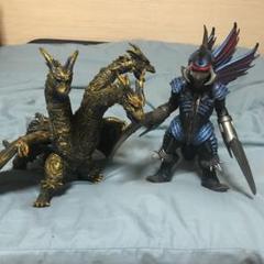 カイザーキングギドラ、ガイガンフィギュア