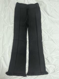 【美品✨】SANSeLF サンセルフ フリルリブパンツ ニットパンツ 黒 2025年最新】サンセルフリブフリルパンツの人気アイテム - メルカリ