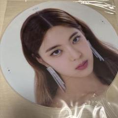ITZY うちわ　リア　CHECKMATE