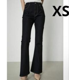 美品MOUSSY ブーツカットデニム 23サイズ ブラック BLACK by moussy【サイズ23】ブーツカットデニム ブラックバイ