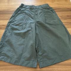 UNIQLO KIDS カーキ ショートパンツ 130