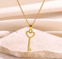 KEYサージカルステンレス 【人気】残１♡ハート鍵 ネックレス 金属アレルギー
