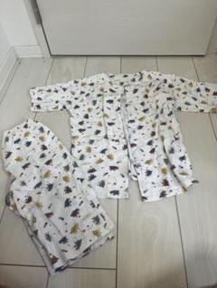 着脱しやすい　恐竜柄　パジャマセット　130
