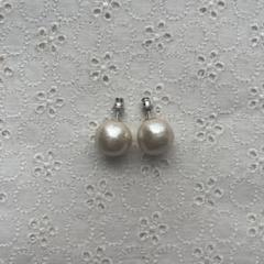 プティローブノアー　コットンパールピアス