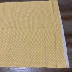 未使用 コットン生地 黄色ドット柄 イエロー 巾110x102 綿 ハンドメイド