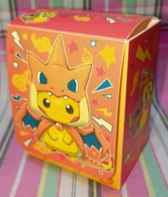 ポケモンカード ポンチョを着たピカチュウ デッキケース ＆ シールド まとめ売り 希少】デッキケース ポンチョを着たピカチュウ メガリザードンX