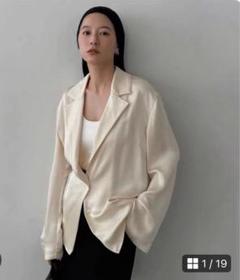 CLANE  ウールコクーンテーラードジャケット CLANE（クラネ）の「WOOL COCOON TAILORED JACKET（テーラード