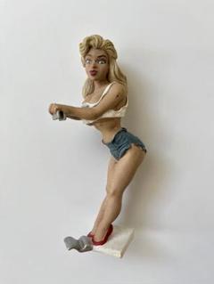 希少 バーガスガール ピンナップガール 像 ’95 フィギュア 希少 バーガスガール ピンナップガール 像 '95 フィギュア