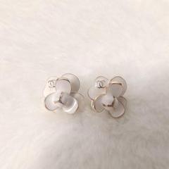 未使用品⭐️CHANEL⭐️カメリアピアス CHANELカメリアピアス（お買取りしました！ シャネル CHANEL